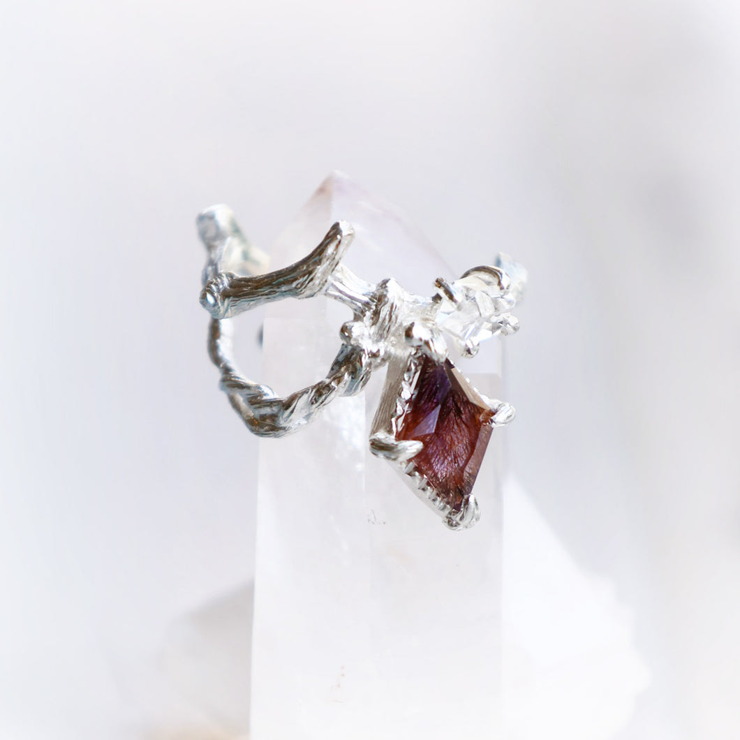 Stone and Light Ring (Exclusive)