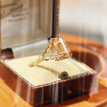 Load image into Gallery viewer, Wild Topaz in Bloom
