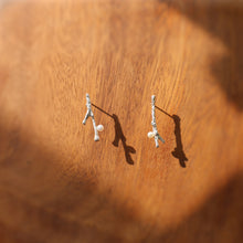 Load image into Gallery viewer, Twig Earrings
