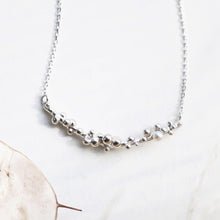 Load image into Gallery viewer, Dewdrops Necklace
