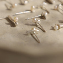 Load image into Gallery viewer, &#39;Pearl on the rocks&#39; Petite Earrings
