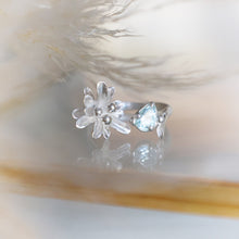 Load image into Gallery viewer, Chamomile Aquamarine Ring
