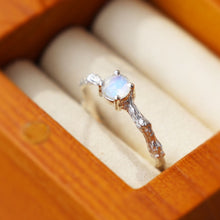 Load image into Gallery viewer, Twig Moonstone Ring
