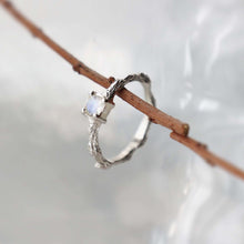 Load image into Gallery viewer, Twig Moonstone Ring
