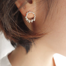 Load image into Gallery viewer, Dewdrops Earrings
